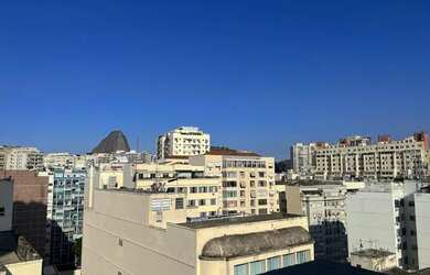 Imagem: O apartamento na cobertura possui 4 Dormitórios, 2 Banheiros