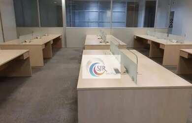 Imagem: O depósito possui 5 Vagas na garagem, 292m² de Área e Imóvel