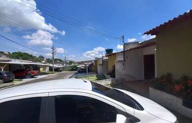 Imagem: A casa em condomínio possui 3 Dormitórios, 2 Banheiros, 2