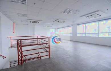 Imagem: O depósito possui 5 Vagas na garagem e 239m² de Área e está