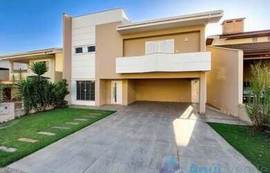 Imagem: A casa em condomínio à venda possui 4 Dormitórios, 5 Banheiros