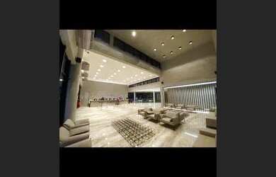 Imagem: O apartamento possui 1 Dormitório, 1 Banheiro, 1 Vaga na garagem