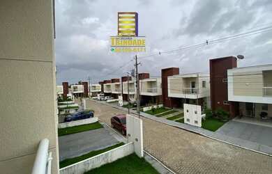 Imagem: A casa em condomínio possui 3 Dormitórios, 3 Banheiros, 2