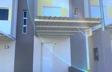 Imagem: A casa em condomínio possui 2 Dormitórios, 1 Banheiro, 57m²