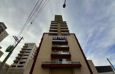Imagem: O apartamento possui 1 Dormitório, 1 Banheiro, 1 Vaga na garagem