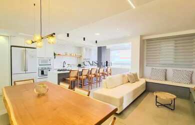 Imagem: O apartamento possui 2 Dormitórios, 2 Banheiros, 2 Vagas na