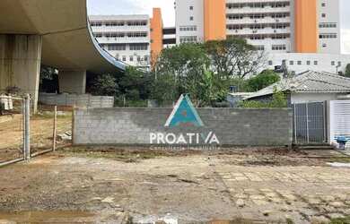 Imagem: O terreno possui 300m² de Área e está localizado em Campestre