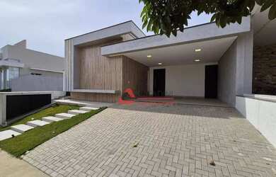 Imagem: A casa em condomínio para alugar possui 3 Dormitórios, 5 Banheiros