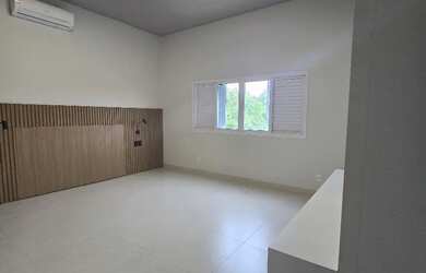 Imagem 11: Casa Sobrado. Piscina, Churrasqueira, Ar-condicionadoeGuarda roupa