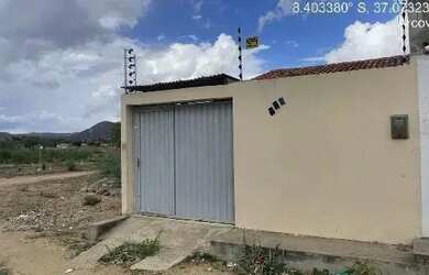 Imagem: A casa possui 2 Dormitórios, 1 Banheiro, 75m² de Área e