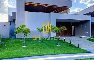 Imagem: A casa possui 4 Dormitórios, 4 Banheiros, 2 Vagas na garagem