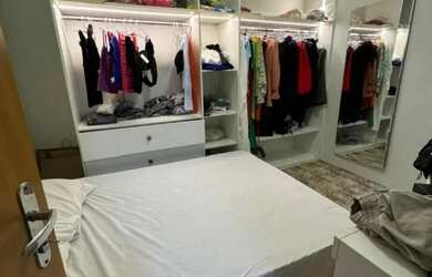 Imagem: A casa possui 2 Dormitórios, 1 Banheiro e está localizado