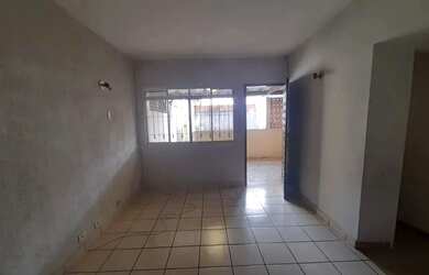 Imagem 6: Aluga-se casa com 02 quartos no Jardim Tremembé! Boa estrutura, espaçosa e muito bem local