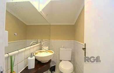 Imagem 11: Casa em Porto Alegre, no bairro Hípica, com 2 dormitório(s), e 2 banheiros, à venda