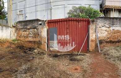 Imagem: O terreno possui 330m² de Área, Imóvel novo e está localizado