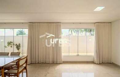 Imagem 14: Sobrado no Jardins Madri. Piscina, Churrasqueira, 336m² de Áreae4 Vagas...