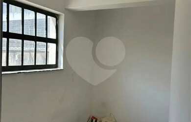 Imagem: O depósito possui 303m² de Área, Imóvel novo e está localizado