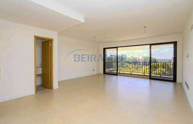 Imagem: O apartamento possui 4 Dormitórios, 5 Banheiros, 3 Vagas na