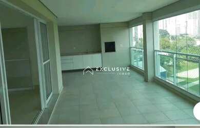 Imagem: O apartamento possui 4 Dormitórios, 5 Banheiros, 3 Vagas na