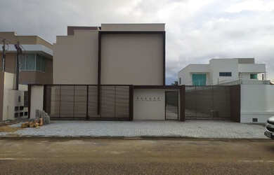 Imagem: O apartamento possui 2 Dormitórios, 1 Banheiro, 5 Vagas na