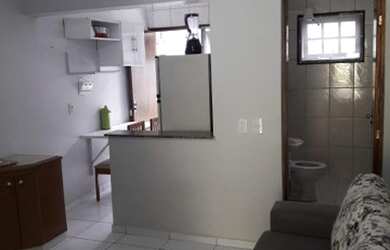 Imagem: O apartamento possui 1 Dormitório, 1 Banheiro, 1 Vaga na garagem