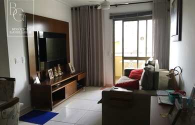 Imagem: O apartamento possui 3 Dormitórios, 2 Banheiros, 2 Vagas na