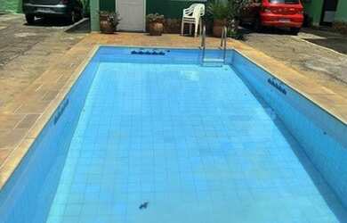 Imagem: A casa em condomínio possui 3 Dormitórios, 2 Banheiros, 1