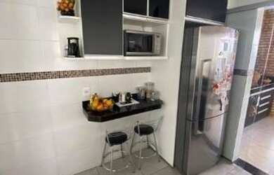 Imagem 2: Linda casa a venda. 180m² de Área, 2 Vagas na garageme3 Dormitórios