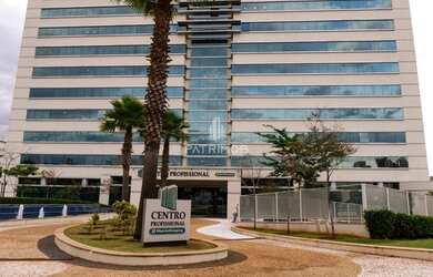 Imagem: O depósito possui 1 Vaga na garagem, 41m² de Área e está