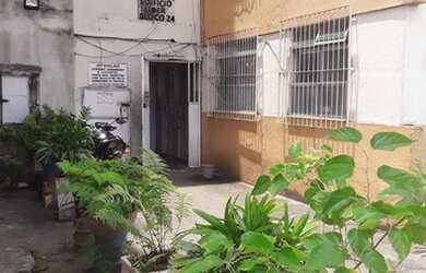 Imagem: O apartamento possui 3 Dormitórios, 1 Banheiro, 1 Vaga na garagem