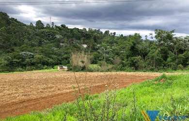 Imagem: O terreno possui 80m² de Área e está localizado em Jordanopolis