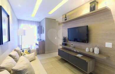 Imagem: O apartamento possui 2 Dormitórios, 1 Banheiro, 2 Vagas na