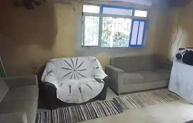 Imagem 4: Casa a venda. Churrasqueira, 576m² de Área, 4 Vagas na garageme3 Dormitórios