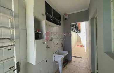 Imagem 2: Casa Sobrado em Jundiaí. Varanda, 87m² de Área, 2 Vagas na garageme2...