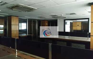 Imagem: O depósito possui 584m² de Área e está localizado em Centro