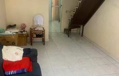 Imagem: A casa em condomínio possui 2 Dormitórios, 3 Banheiros, 2