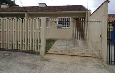 Imagem: A casa em condomínio possui 3 Dormitórios, 1 Banheiro, 1 Vaga