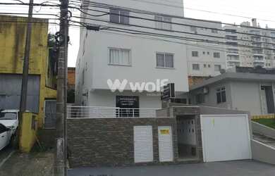 Imagem: O apartamento possui 1 Dormitório, 1 Banheiro, 38m² de Área