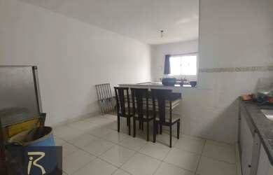 Imagem 6: Oportunidade casa 2 dorm 1 suite com cozinha americana espaço amplo com uma área com espaç