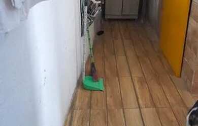 Imagem: A casa possui 1 Dormitório, 1 Banheiro e está localizado