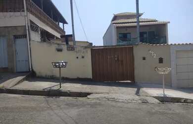 Imagem: A casa possui 2 Dormitórios, 3 Banheiros, 1 Vaga na garagem