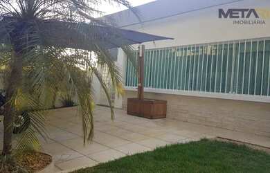 Imagem: A casa em condomínio possui 3 Dormitórios, 4 Banheiros, 3