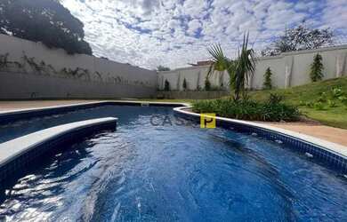 Imagem: A casa em condomínio possui 3 Dormitórios, 5 Banheiros, 5