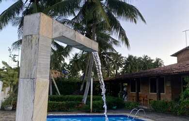 Imagem: A casa possui 4 Dormitórios, 4 Banheiros, 3 Vagas na garagem