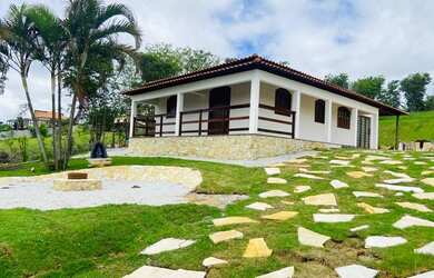 Imagem: A fazenda possui 1800m² de Área e está localizado em São