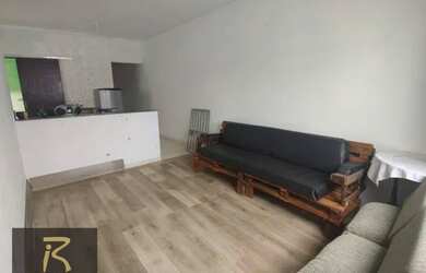 Imagem 9: Oportunidade casa 2 dorm 1 suite com cozinha americana espaço amplo com uma área com espaç