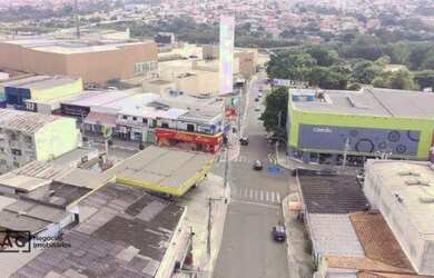 Imagem: O depósito possui 1 Vaga na garagem, 150m² de Área e Varanda