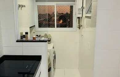 Imagem: O apartamento possui 3 Dormitórios, 2 Banheiros, 2 Vagas na