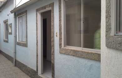 Imagem: A casa possui 1 Dormitório, 1 Banheiro, 28m² de Área e está