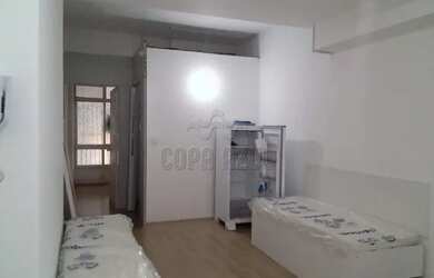 Imagem: A kitnet possui 1 Dormitório, 1 Banheiro, 27m² de Área e